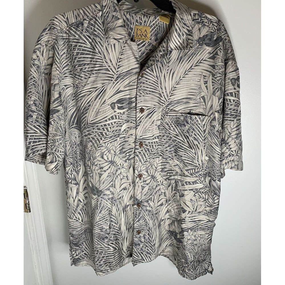 Jos A Bank Men L 100% Silk Tropical Print Shirt Cruise Vacation‎ Party